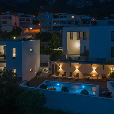 Simon Villa Makarska